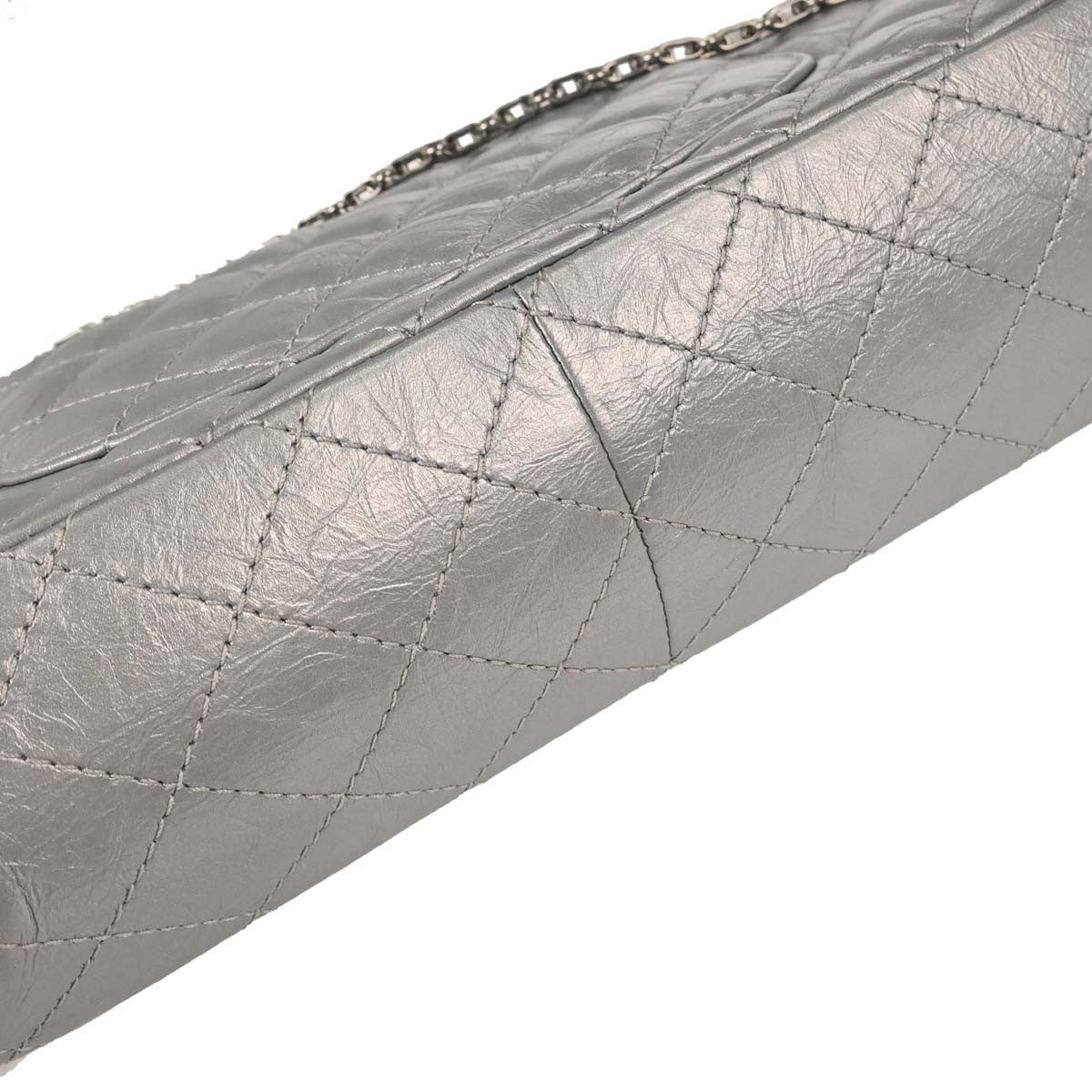 Chanel Reissue 2.55 Double Compartment Flap Quilted Aged Calfskin Silver Calfskin Shoulder Bag Bag (Pre-Owned)