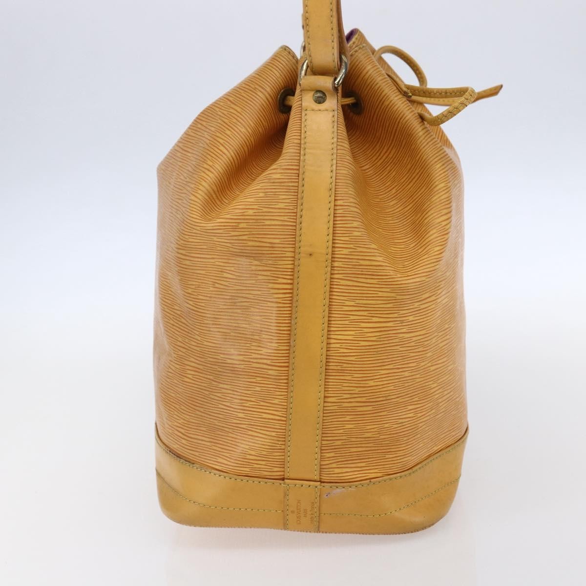 Louis Vuitton Petit Noe Nm Epi Leather Yellow Leather Shoulder Bag Bag (Pre-Owned)