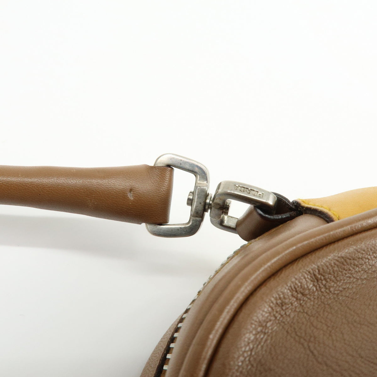 Prada Shoulder Leather Yellow Leather Shoulder Bag Bag (Pre-Owned)