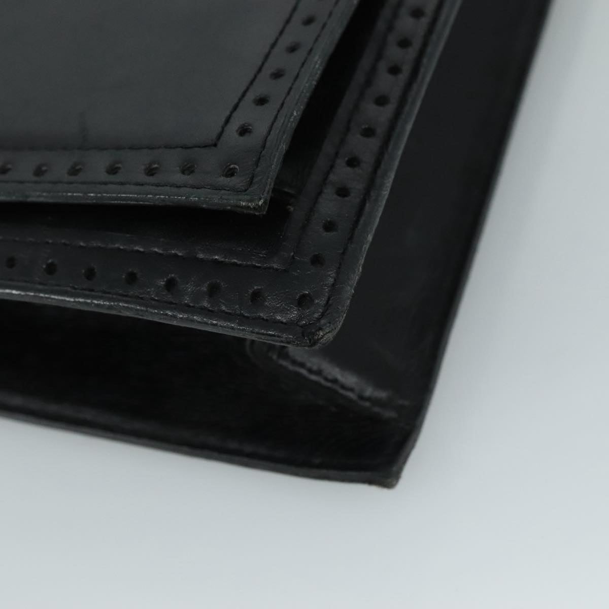 Yves Saint Laurent Black Leather Shoulder Bag (Pre-Owned)