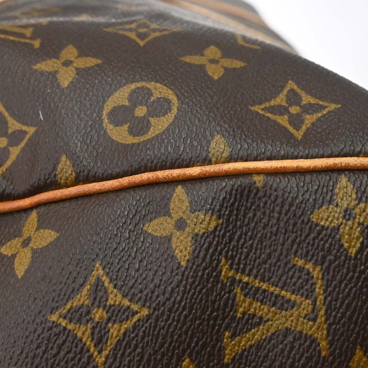 Louis Vuitton Keepall Monogram Canvas Brown Canvas Travel Bag Bag (Pre-Owned)