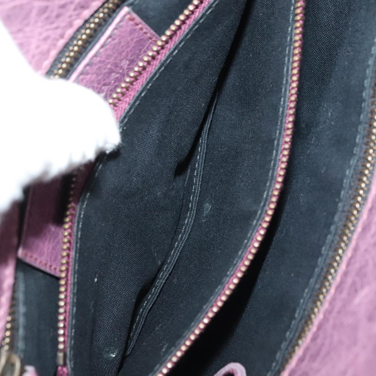 Balenciaga City Purple Leather Shoulder Bag (Pre-Owned)