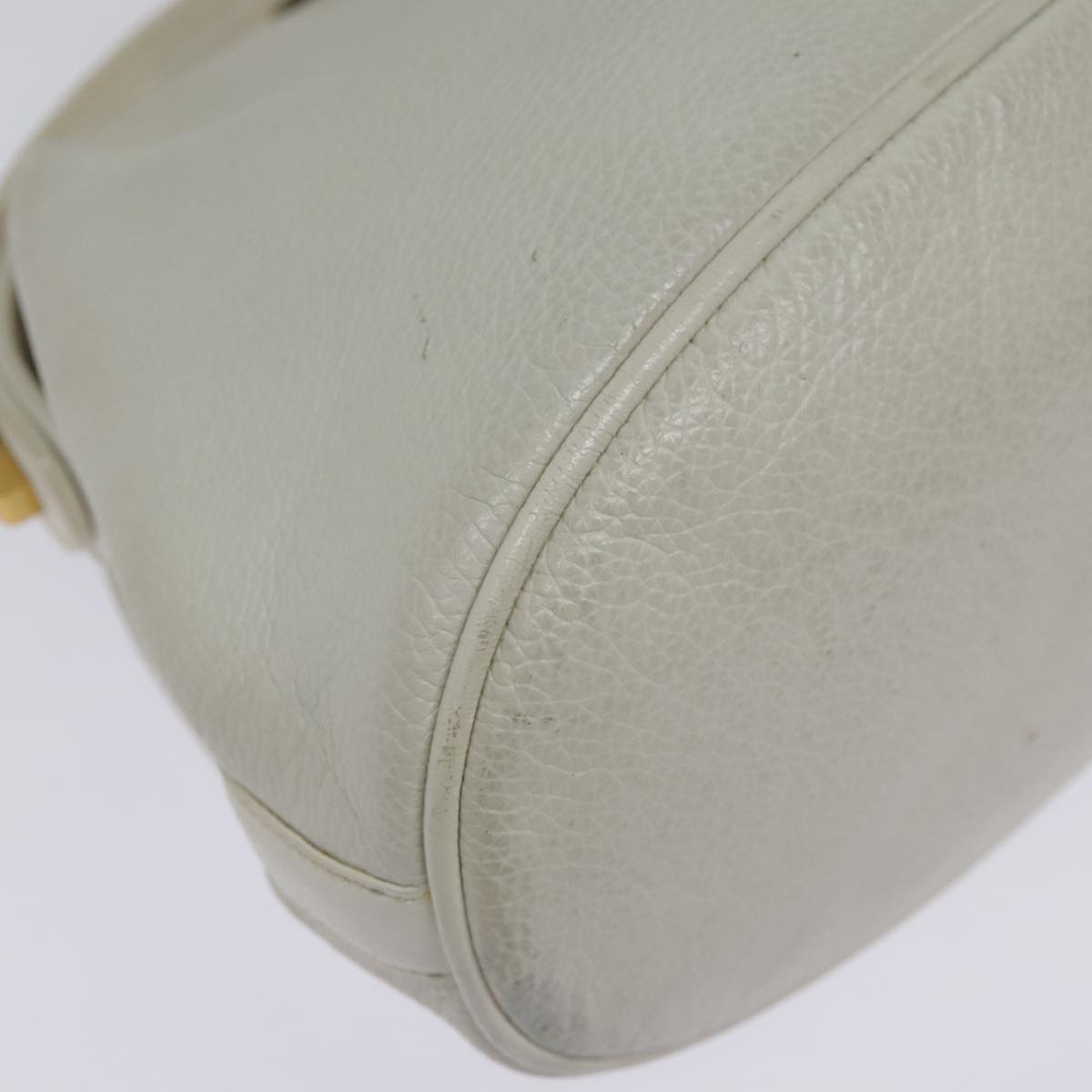 Gucci White Leather Shoulder Bag (Pre-Owned)