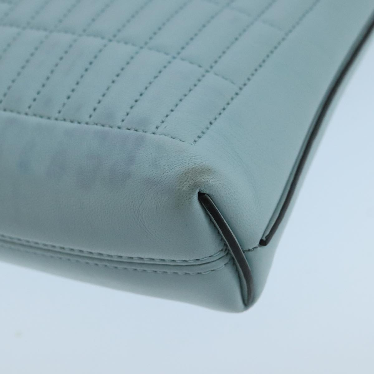 Loewe T Pouch Blue Leather Clutch Bag (Pre-Owned)