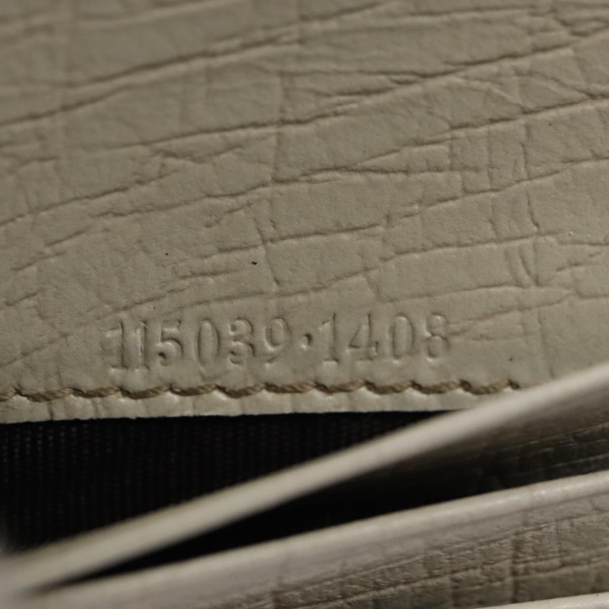 Gucci Beige Canvas Wallet  (Pre-Owned)