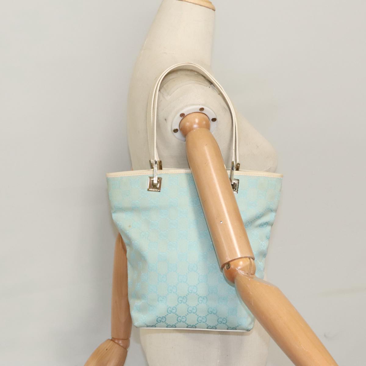 Gucci Gg Canvas Blue Canvas Tote Bag (Pre-Owned)