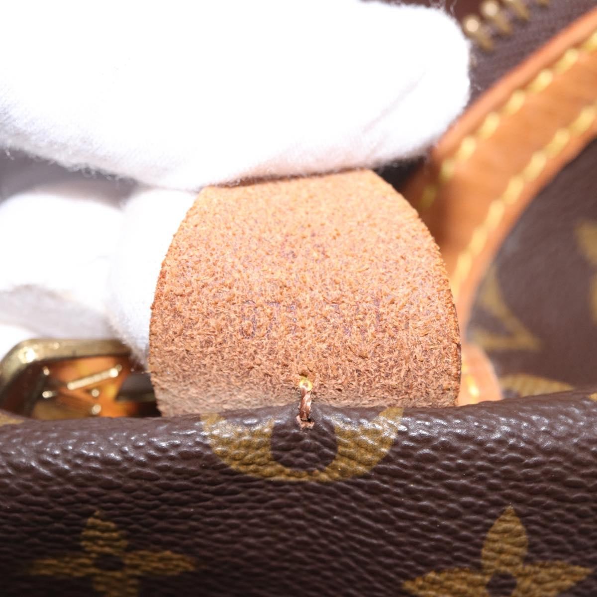 Louis Vuitton Sac Souple Monogram Canvas Brown Canvas Handbag (Pre-Owned)