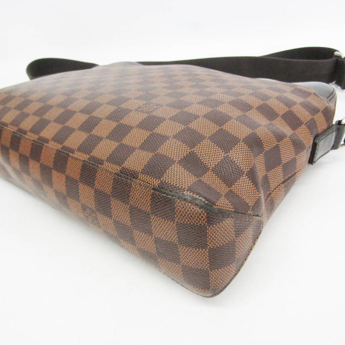 Louis Vuitton Jake Messenger Damier Brown Canvas Handbag (Pre-Owned)