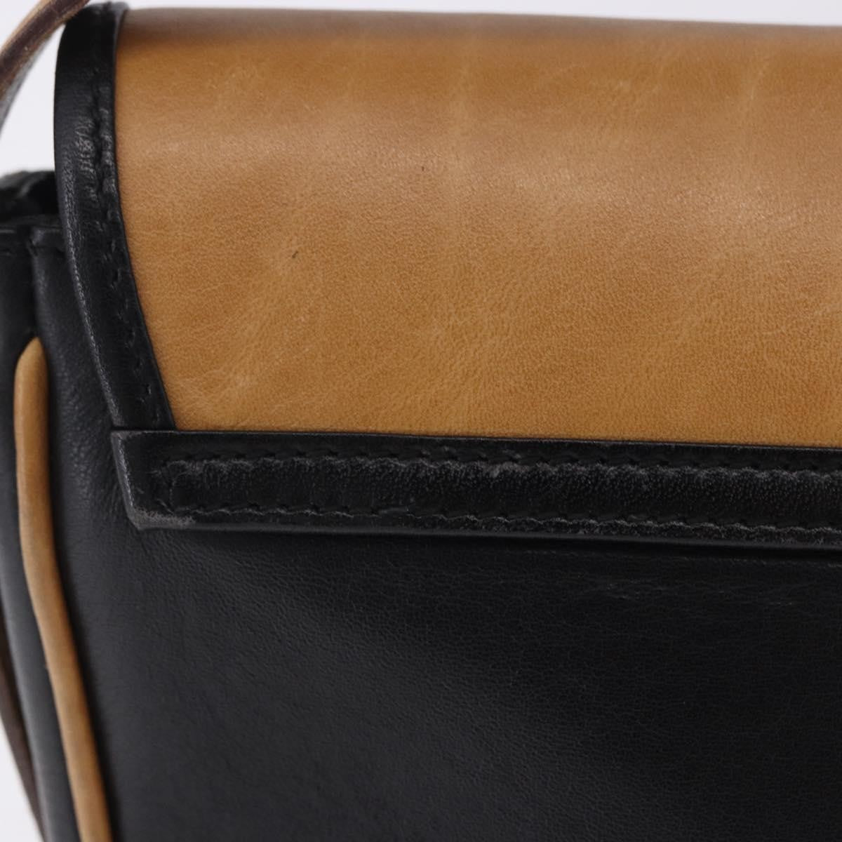 Celine Flap Shoulder Leather Beige Leather Shoulder Bag Bag (Pre-Owned)