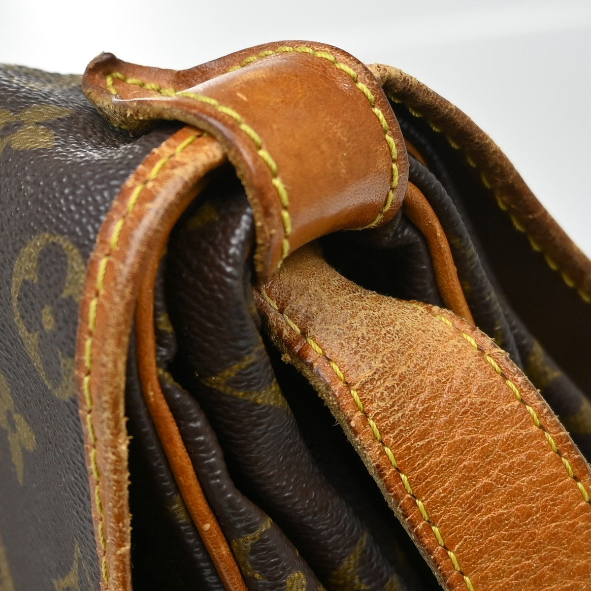 Louis Vuitton Saumur Monogram Canvas Brown Canvas Shoulder Bag Bag (Pre-Owned)