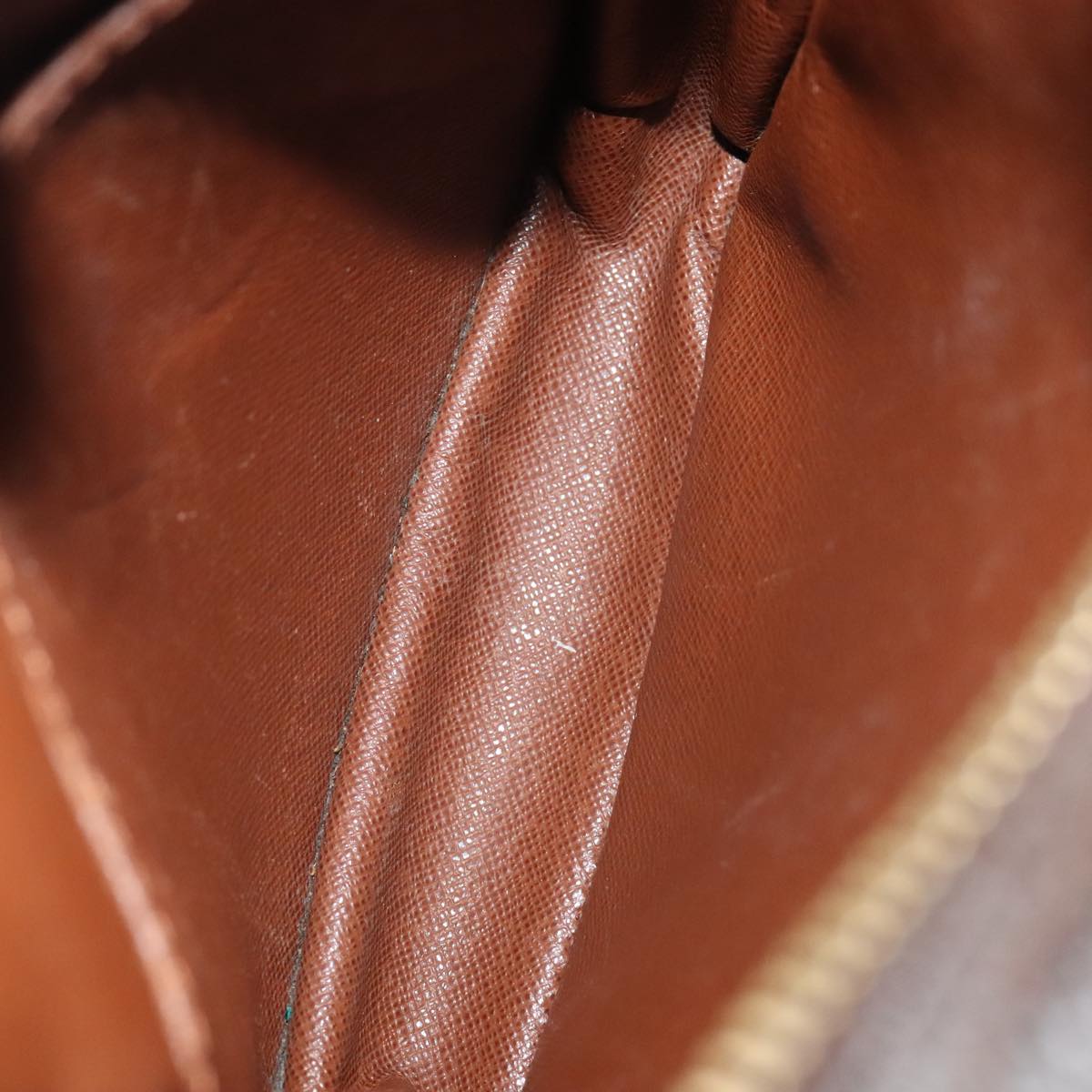 Louis Vuitton Danube Brown Canvas Shoulder Bag (Pre-Owned)