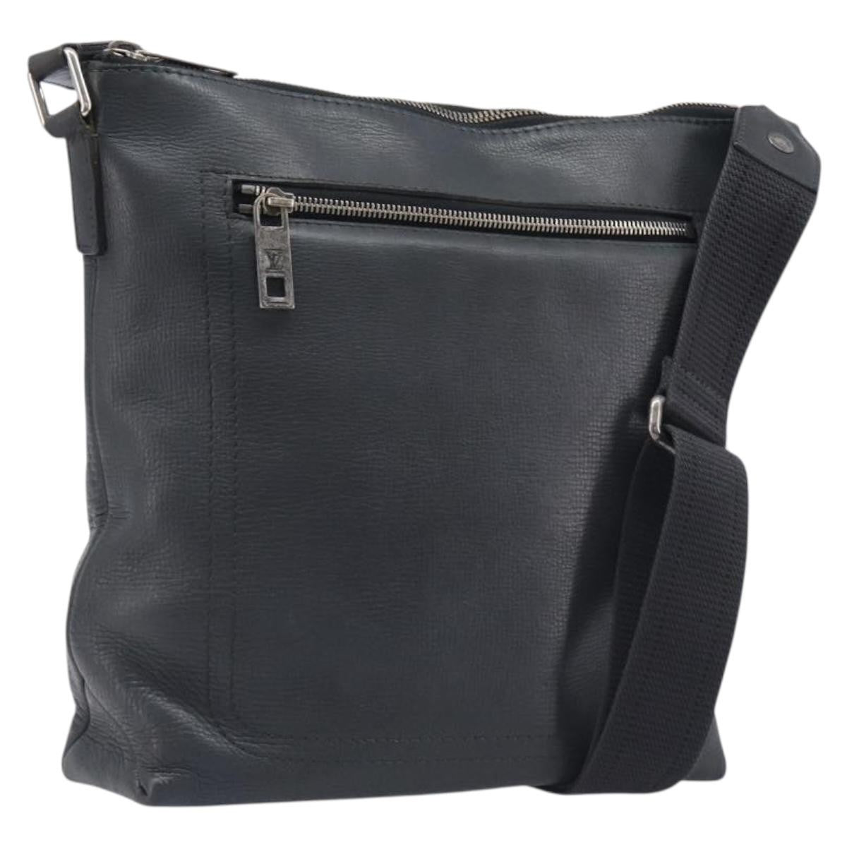 Louis Vuitton Shawnee Pochette Utah Leather Gray Leather Clutche & Pouche Bag (Pre-Owned)