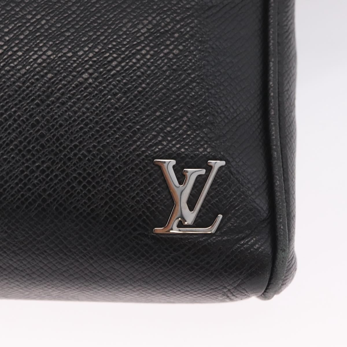 Louis Vuitton Alex Messenger Taiga Leather Black Leather Handbag (Pre-Owned)