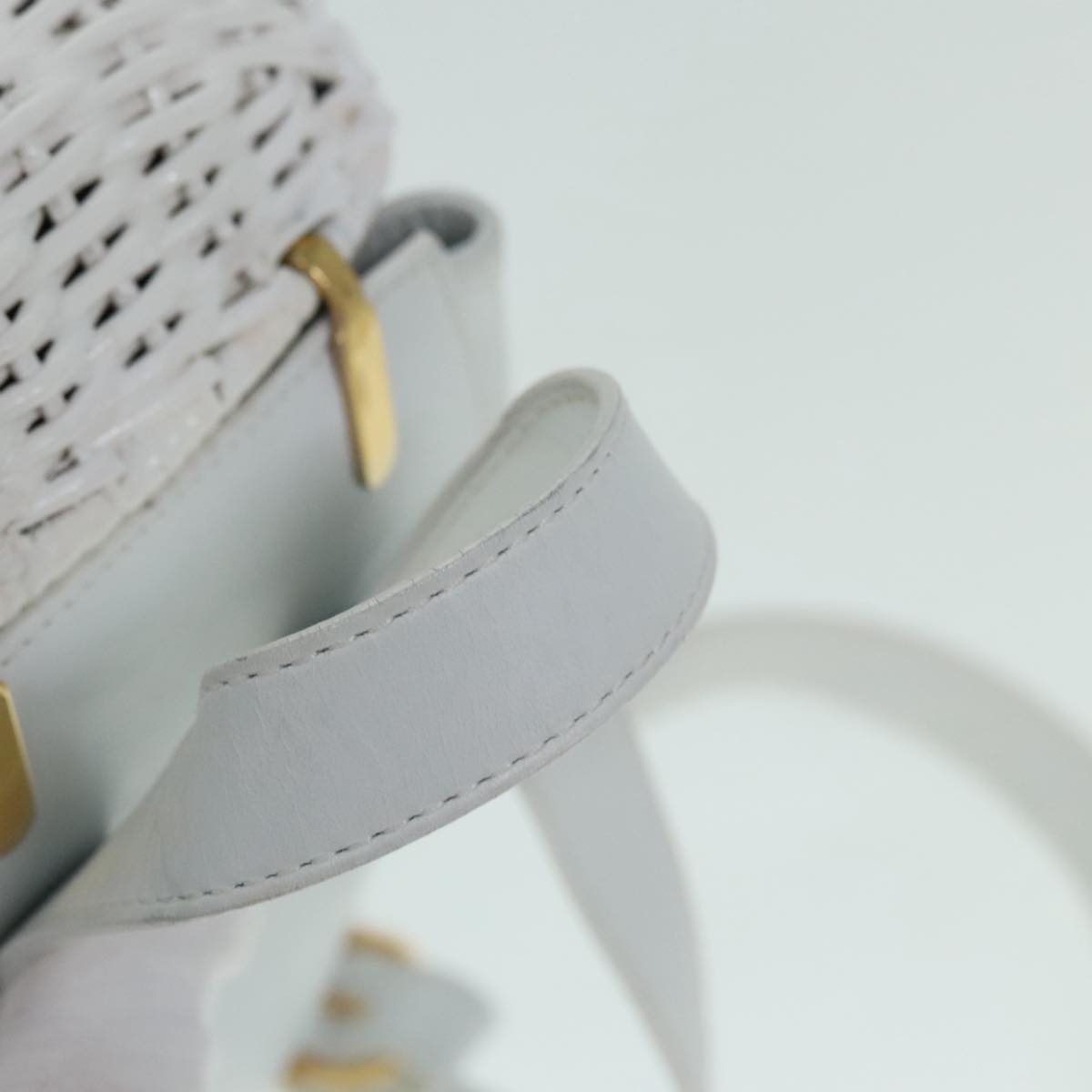 Salvatore Ferragamo White Leather Backpack Bag (Pre-Owned)