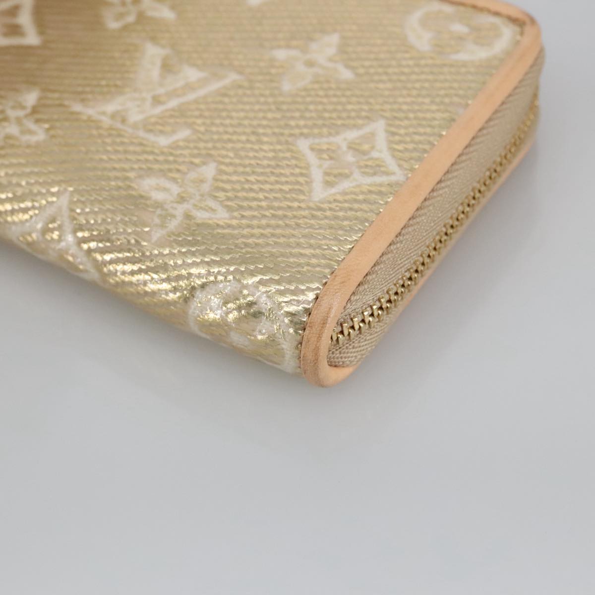 Louis Vuitton Zippy Coin Purse Gold Canvas Wallet  (Pre-Owned)
