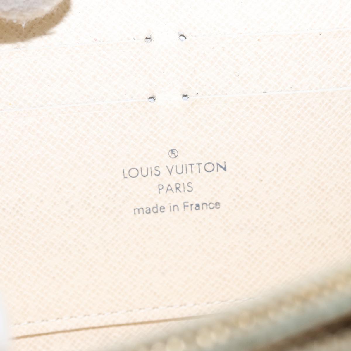 Louis Vuitton Zippy Wallet White Canvas Wallet  (Pre-Owned)