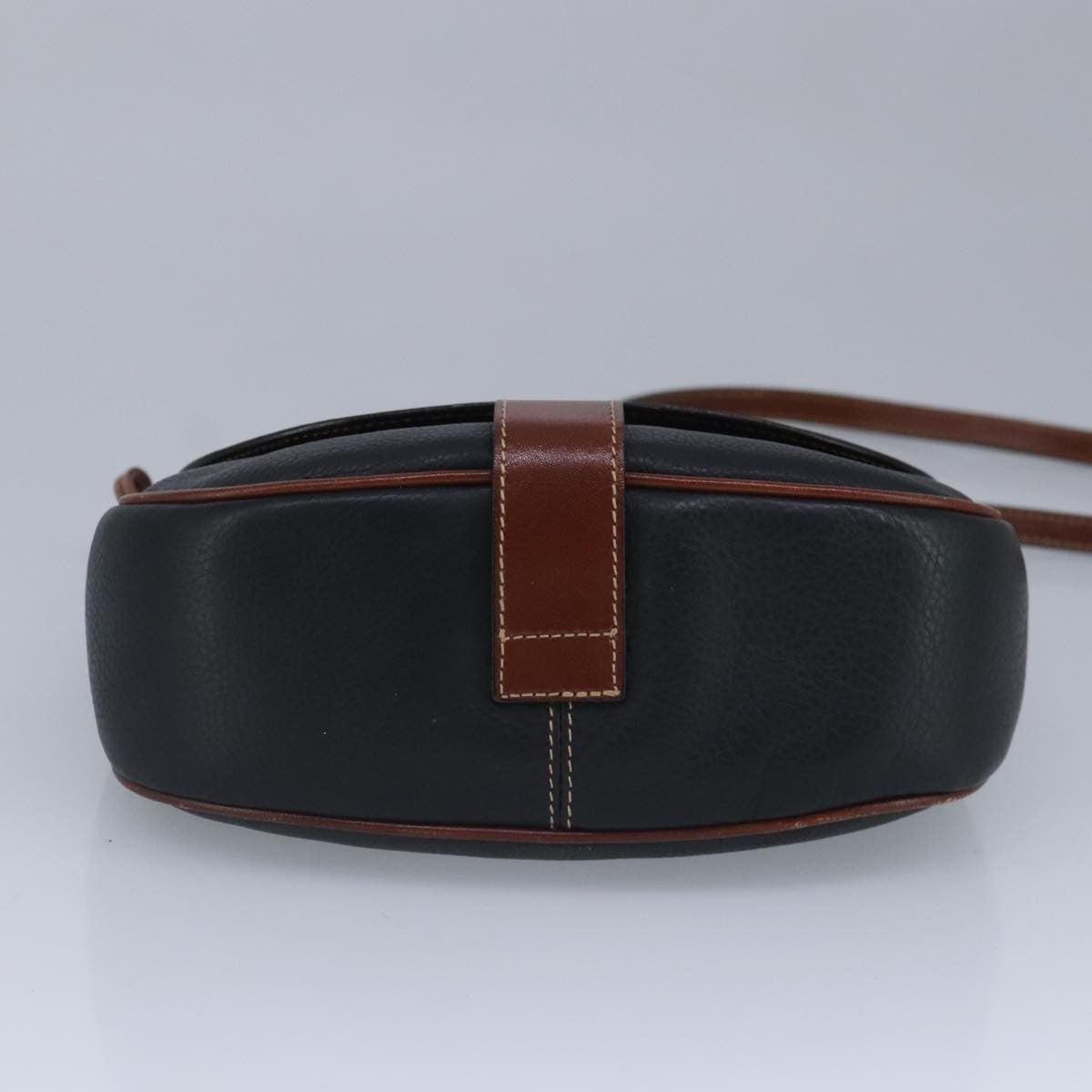 Bally Vintage Leather Brown Leather Shoulder Bag Bag (Pre-Owned)