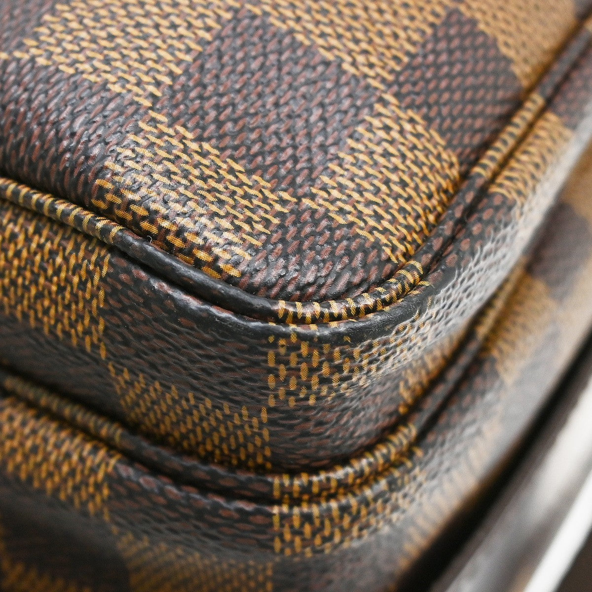 Louis Vuitton Naviglio Damier Brown Canvas Shoulder Bag Bag (Pre-Owned)