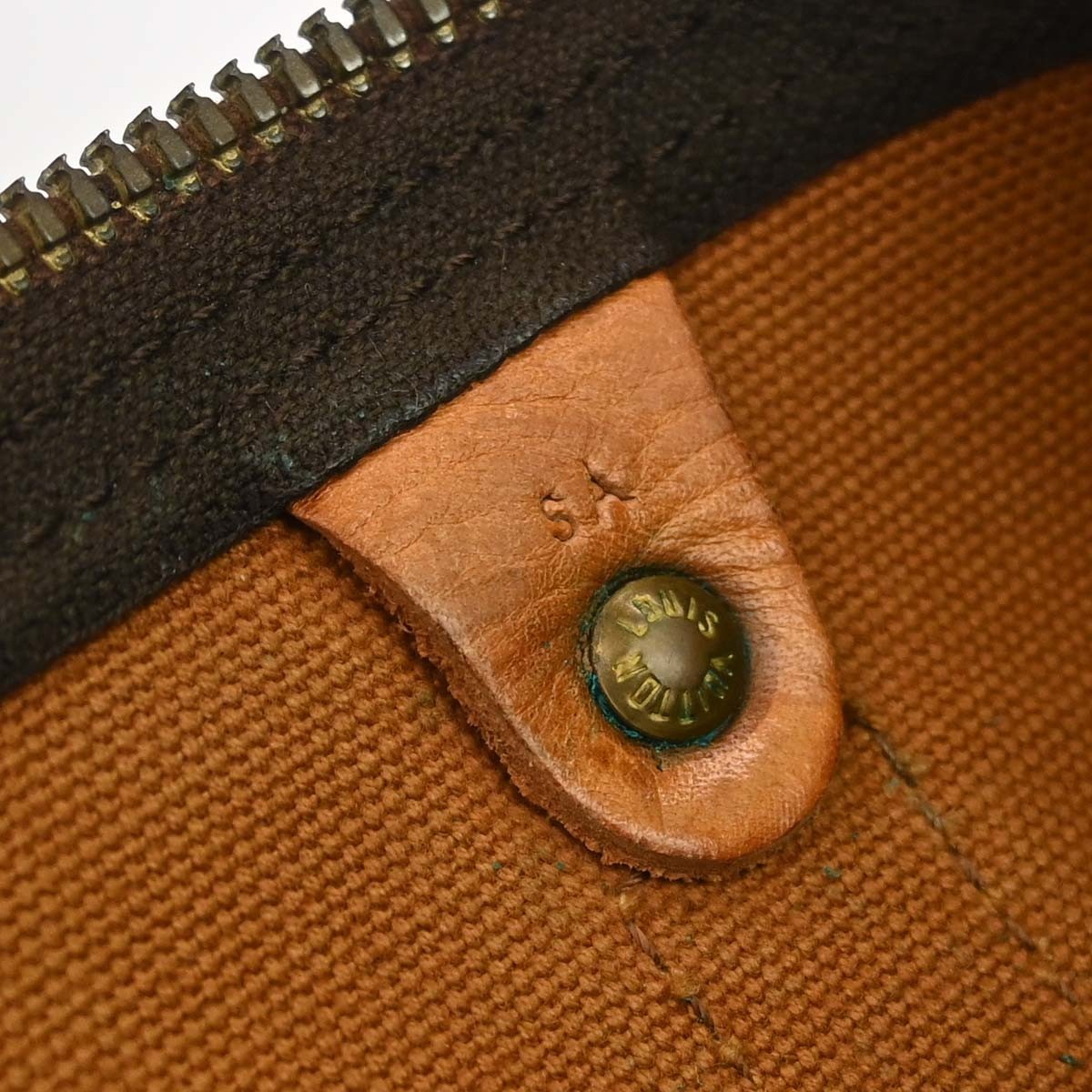 Louis Vuitton Keepall Monogram Canvas Brown Canvas Travel Bag Bag (Pre-Owned)