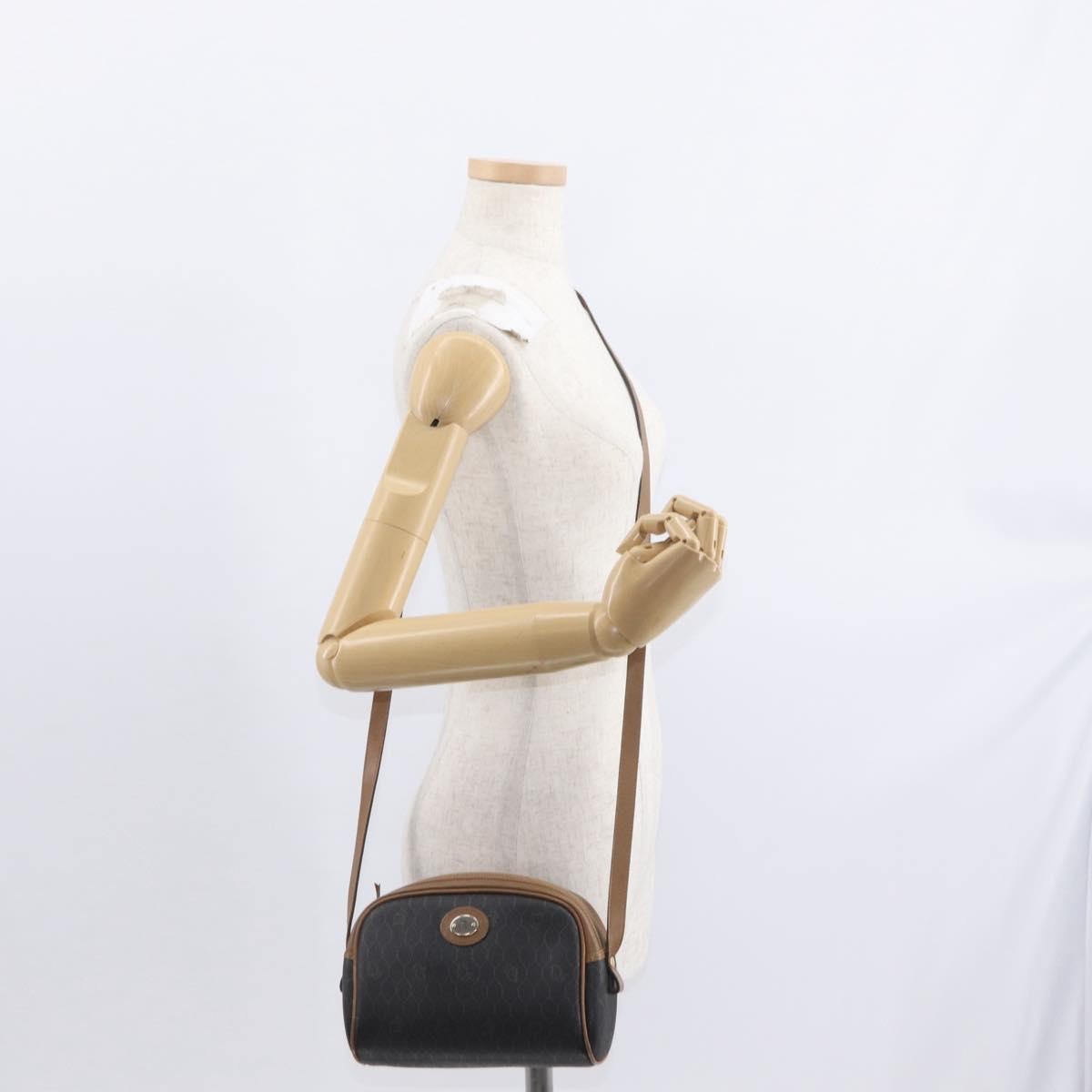 Christian Dior Vintage Honeycomb Canvas And Leather Black Canvas Shoulder Bag Bag (Pre-Owned)