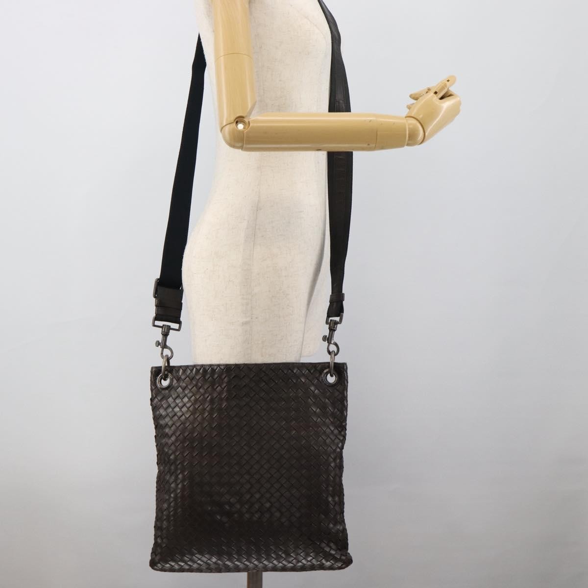 Bottega Veneta Flat Messenger Intrecciato Nappa Brown Leather Crossbody Bag Bag (Pre-Owned)
