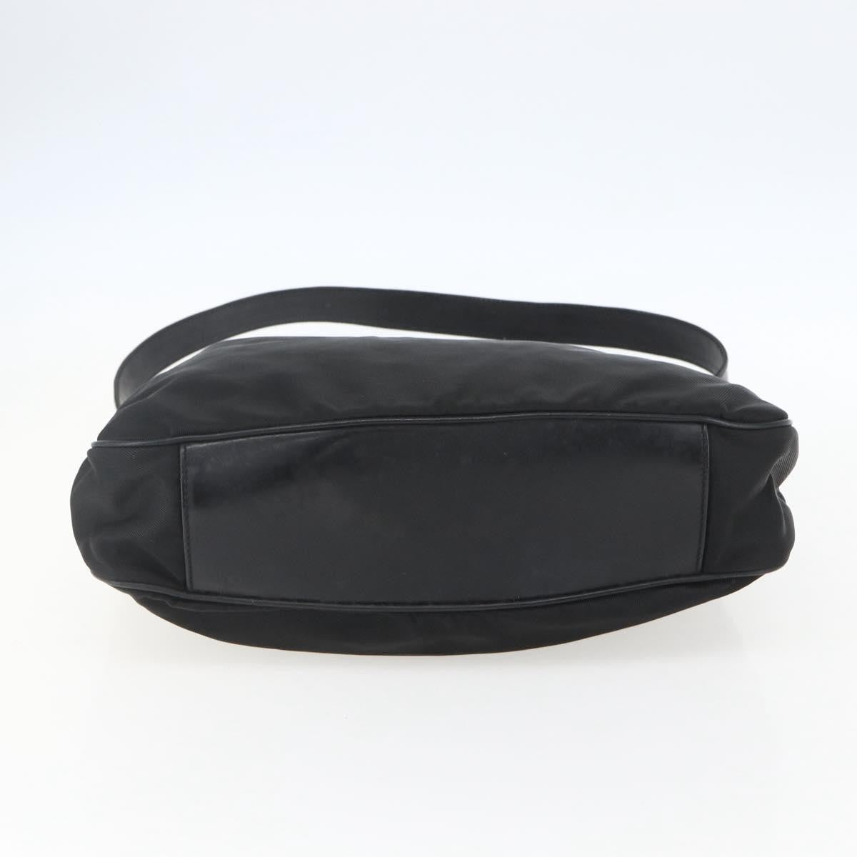 Gucci Vintage Bamboo Handle Open Hobo Nylon Black Nylon Handbag (Pre-Owned)