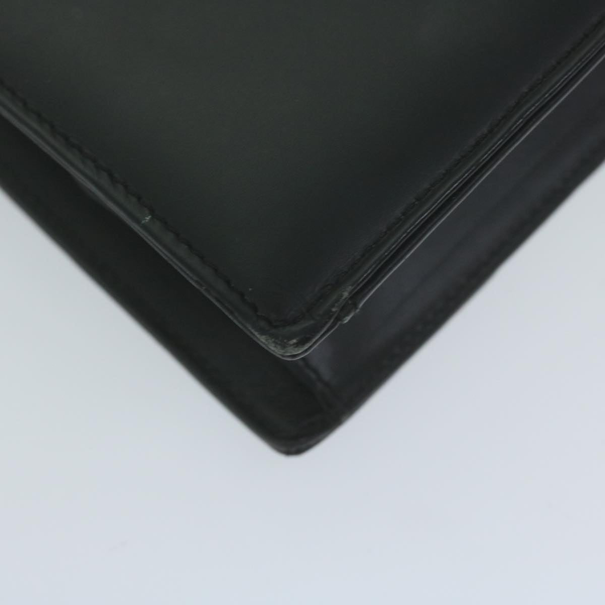 Givenchy Black Leather Handbag (Pre-Owned)