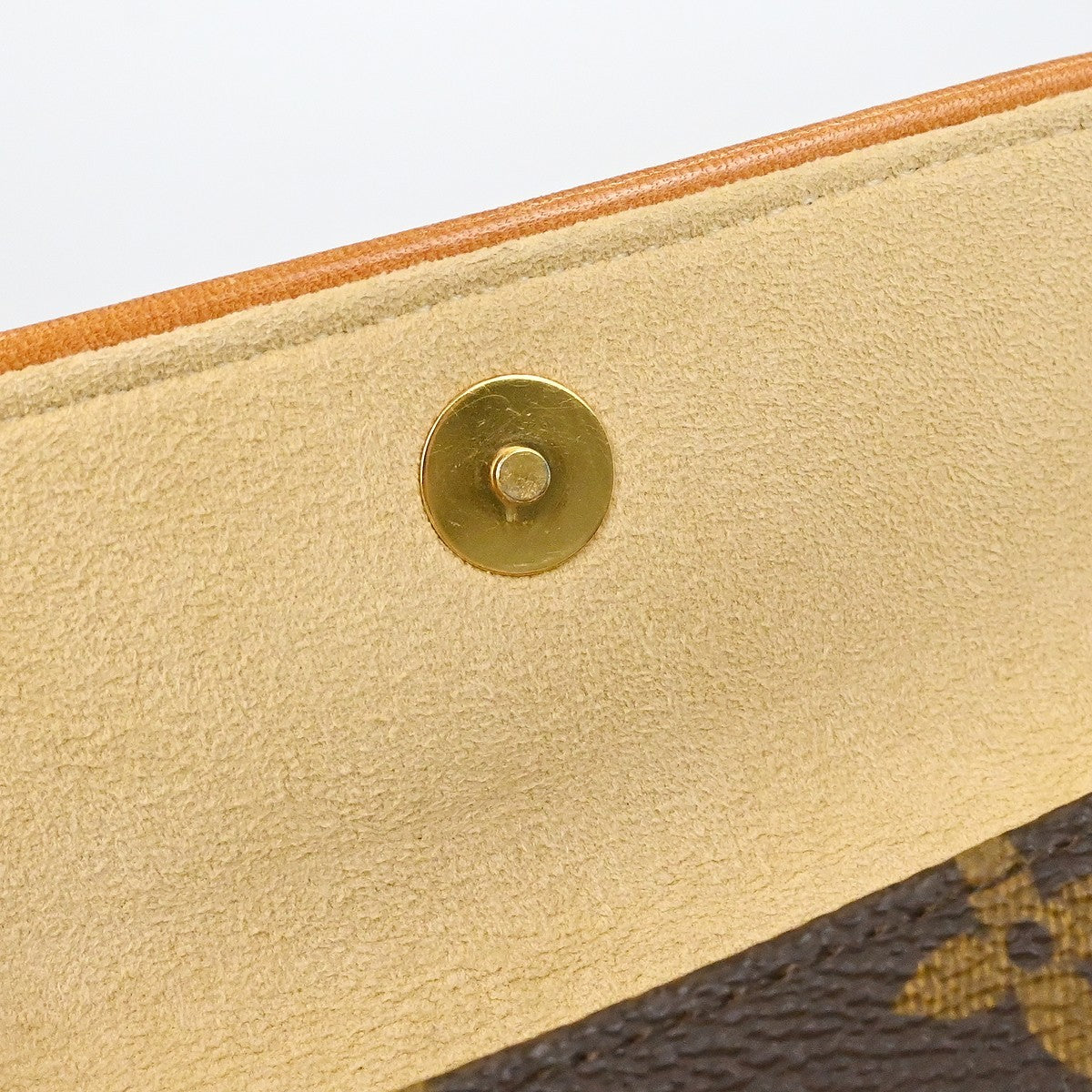 Louis Vuitton Florentine Waist Monogram Canvas Brown Canvas Handbag (Pre-Owned)