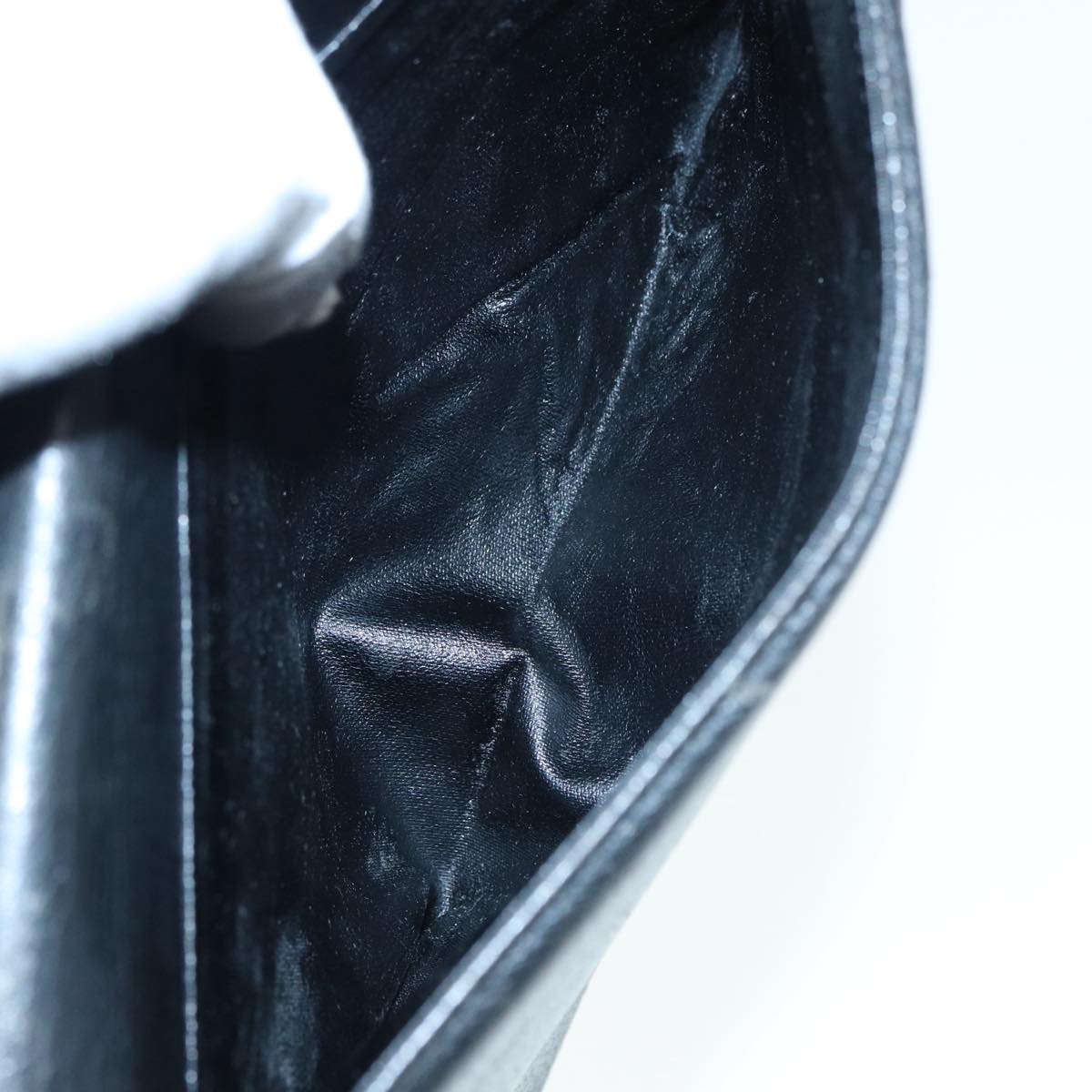 Burberry - Black Leather Handbag (Pre-Owned)
