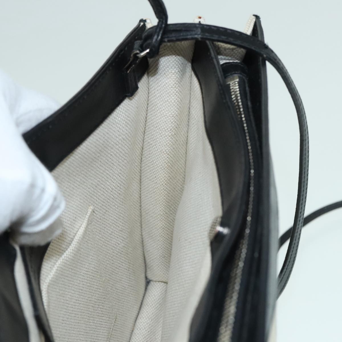 Balenciaga Beige Canvas Shoulder Bag (Pre-Owned)
