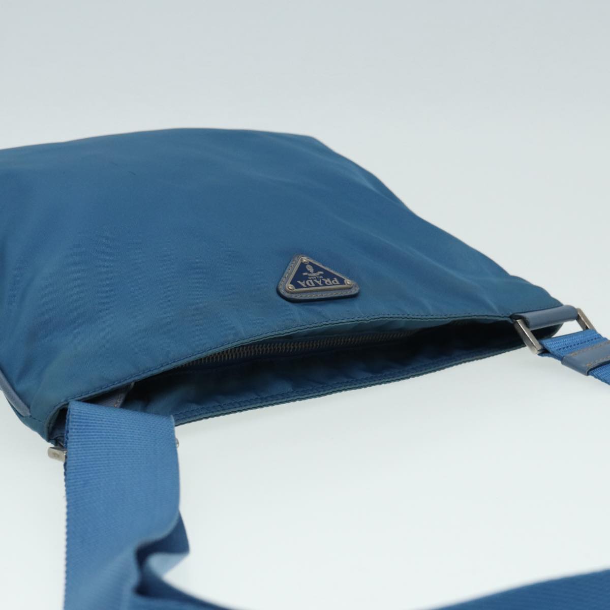 Prada Tessuto Blue Synthetic Shoulder Bag (Pre-Owned)