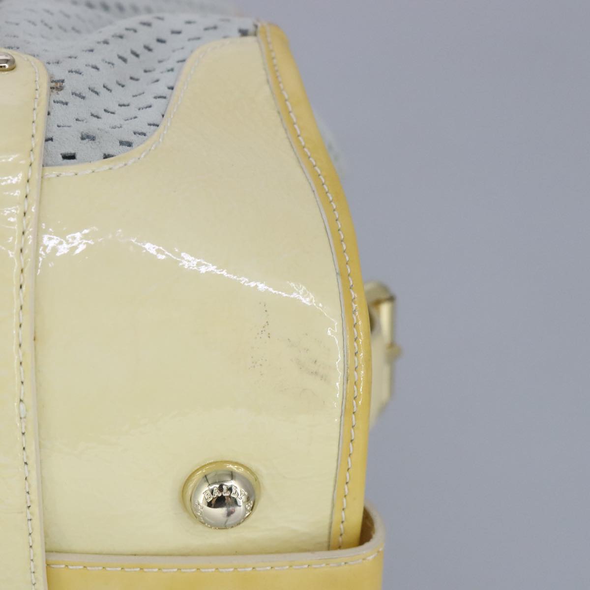 Bally Brown Suede Handbag (Pre-Owned)