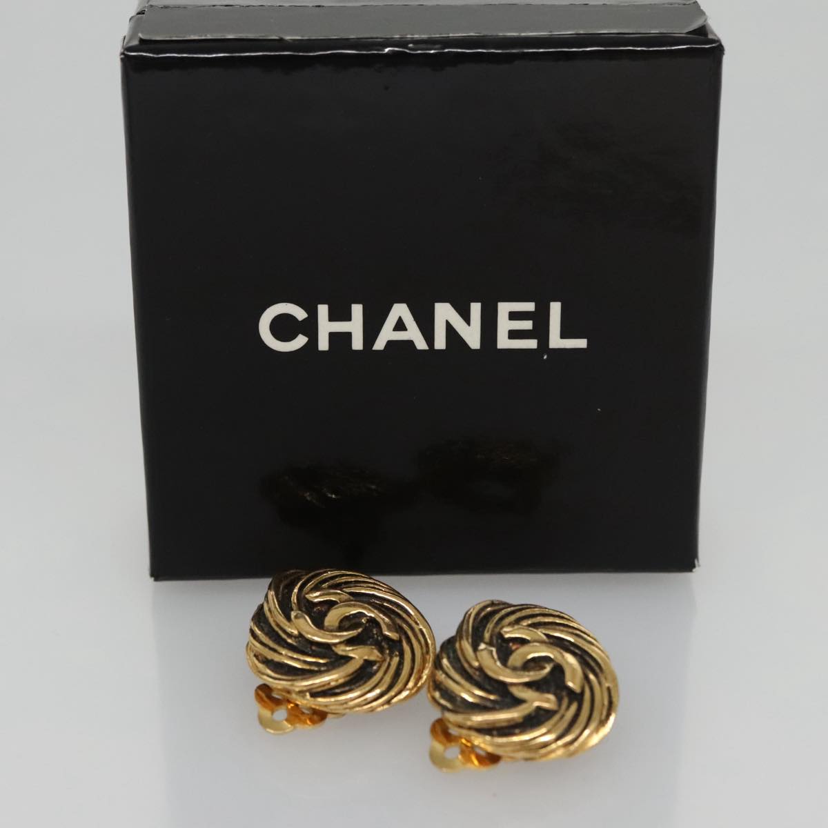 Chanel Cc Gold Metal Earring Jewelry (Pre-Owned)