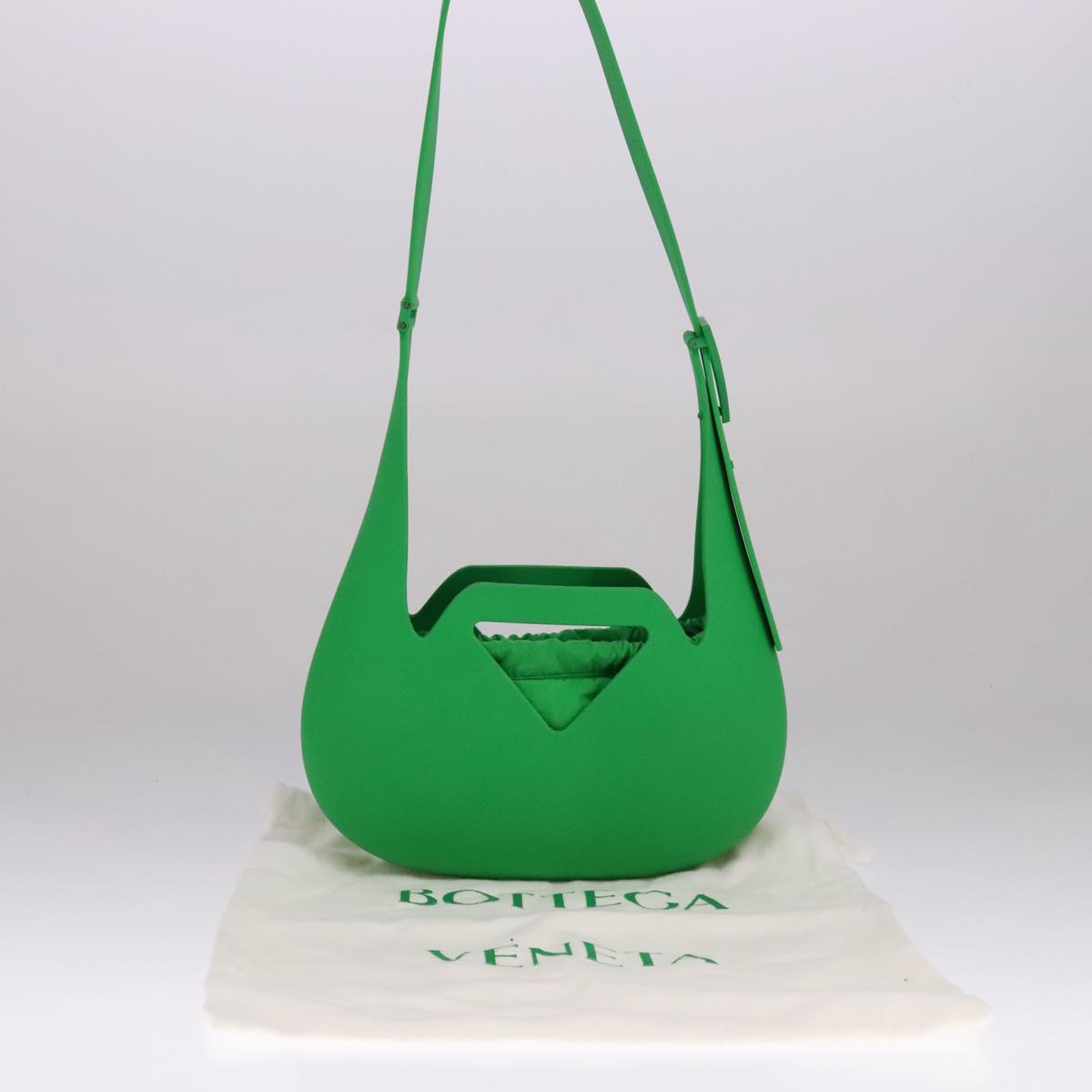 Bottega Veneta Green Rubber Shoulder Bag (Pre-Owned)