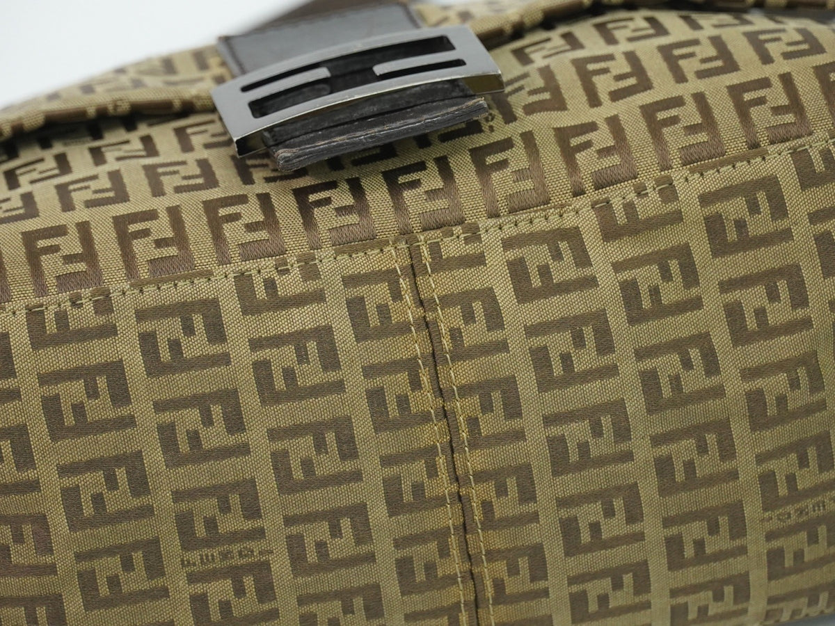 Fendi Zucchino Canvas Mamma Baguette Canvas Brown Canvas Shoulder Bag Bag (Pre-Owned)