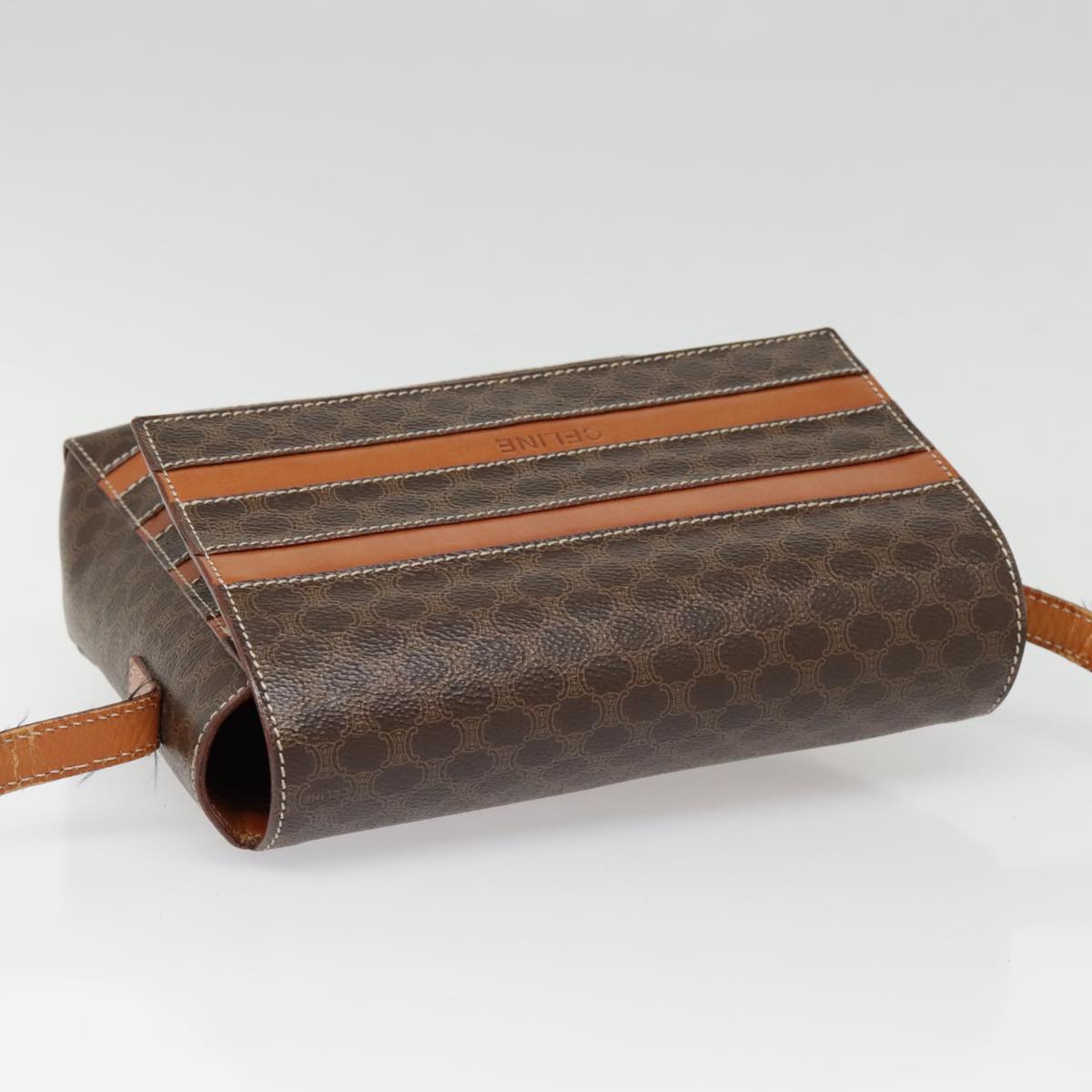 Céline Brown Canvas Shoulder Bag (Pre-Owned)