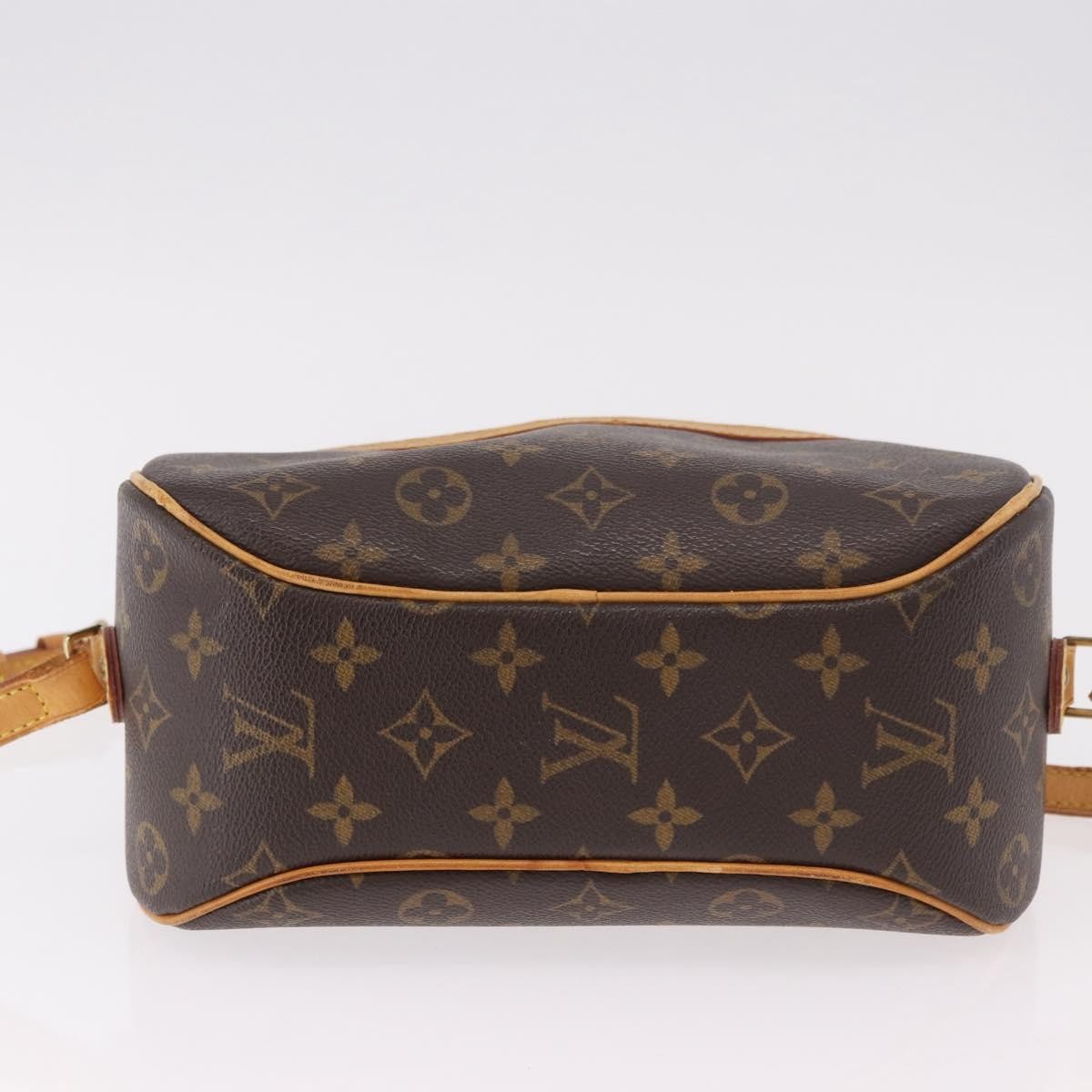 Louis Vuitton Blois Monogram Canvas Brown Canvas Shoulder Bag Bag (Pre-Owned)