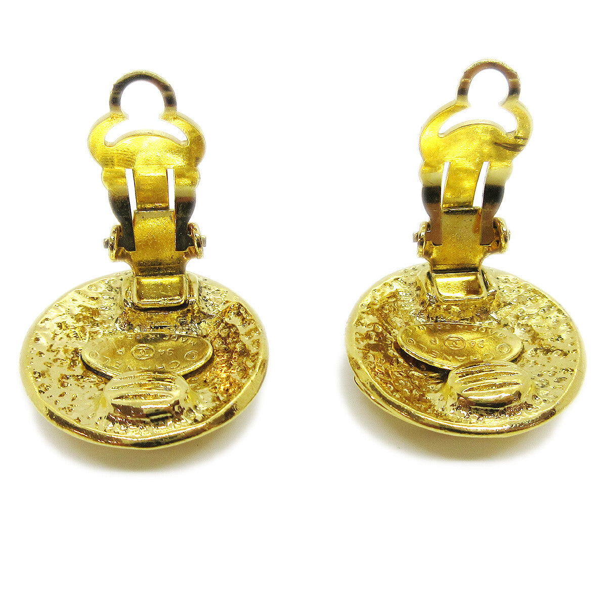 Chanel Vintage Cc Round Clip-On Metal Gold Gold_Plated Earrings Jewelry (Pre-Owned)