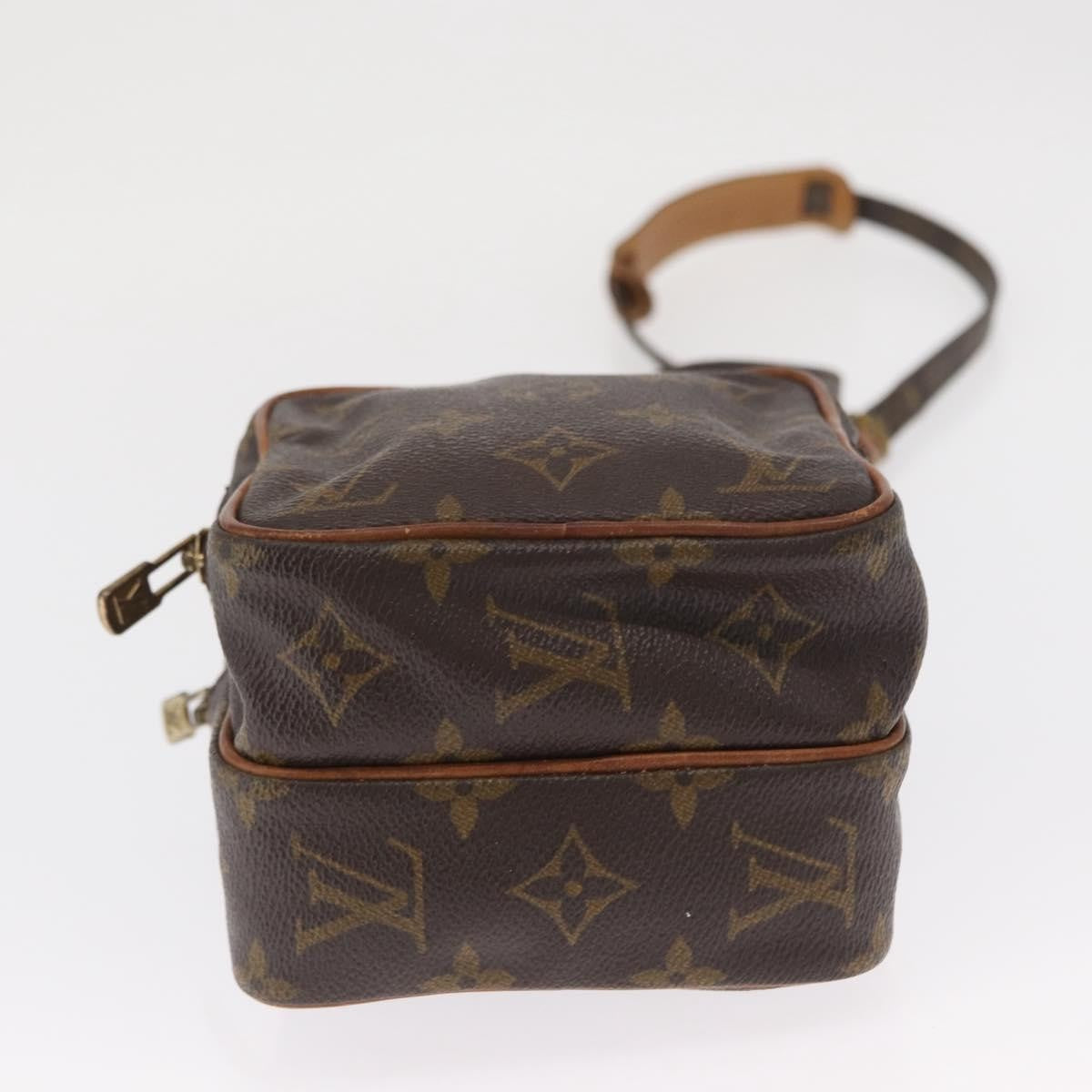 Louis Vuitton Amazone Monogram Canvas Brown Canvas Shoulder Bag Bag (Pre-Owned)