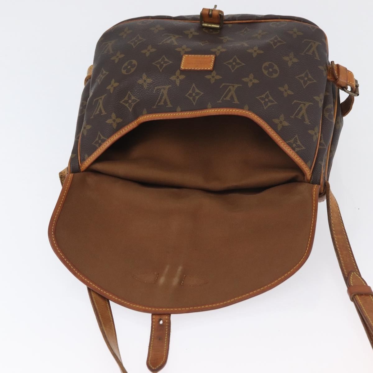 Louis Vuitton Saumur Monogram Canvas Brown Canvas Shoulder Bag Bag (Pre-Owned)