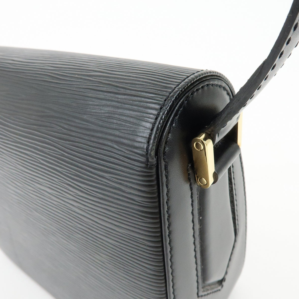 Louis Vuitton Buci Epi Leather Black Leather Handbag (Pre-Owned)
