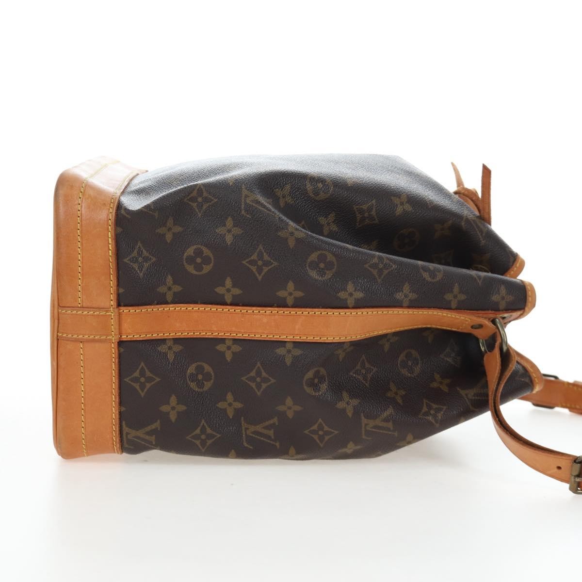 Louis Vuitton Noé Canvas Brown Canvas Shoulder Bag Bag (Pre-Owned)