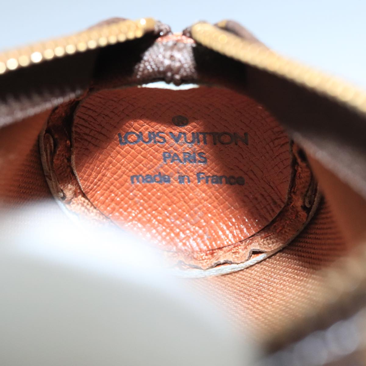 Louis Vuitton Etui À Balles De Golf Brown Canvas Clutch Bag (Pre-Owned)