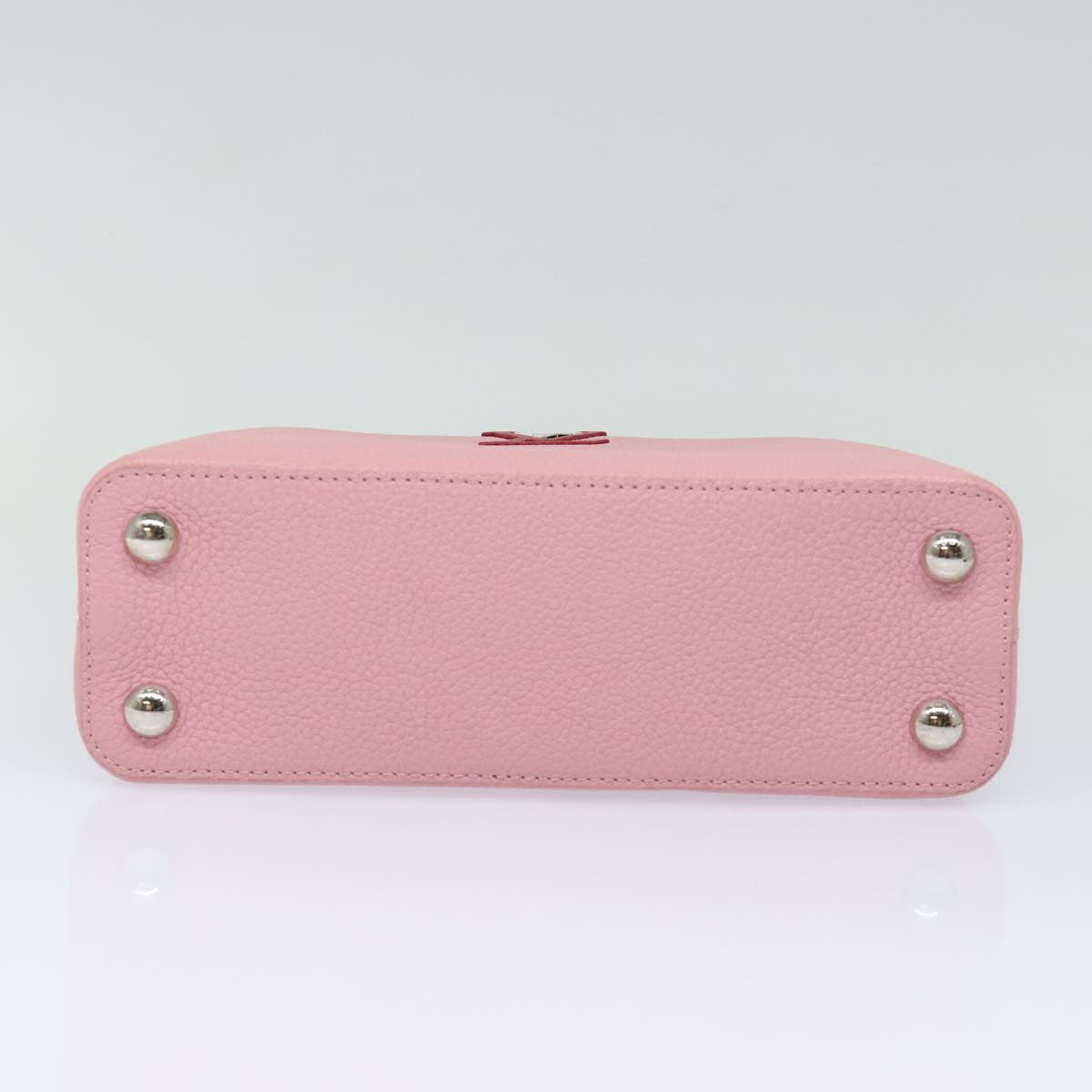 Louis Vuitton Capucines Pink Leather Handbag (Pre-Owned)