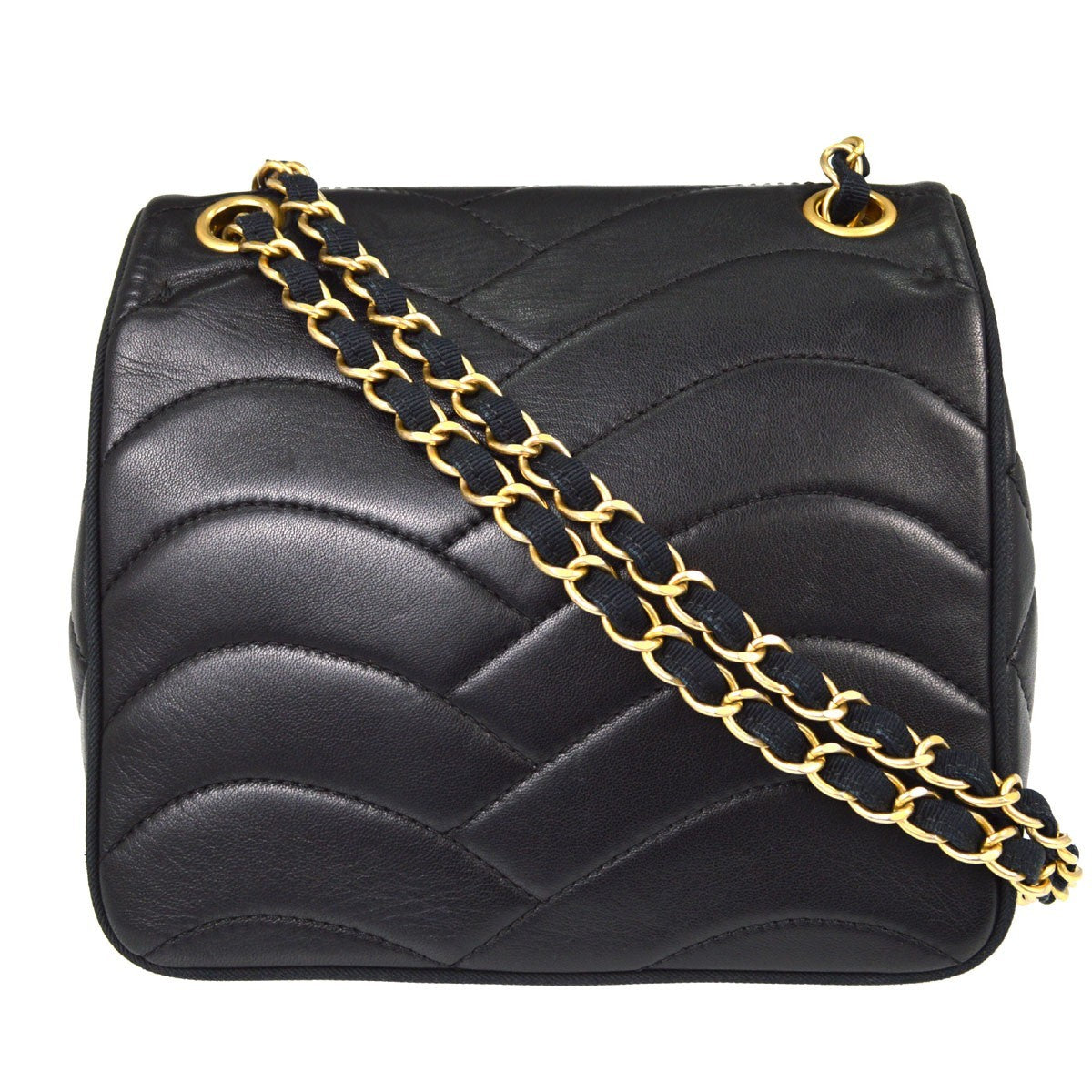 Chanel Pagoda Flap Quilted Lambskin Black Leather Handbag (Pre-Owned)