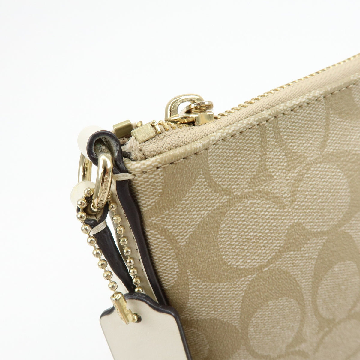 Coach Shoulder Canvas Beige Canvas Handbag (Pre-Owned)