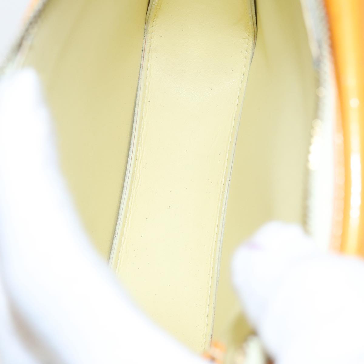 Louis Vuitton Mott Yellow Patent Leather Shoulder Bag (Pre-Owned)