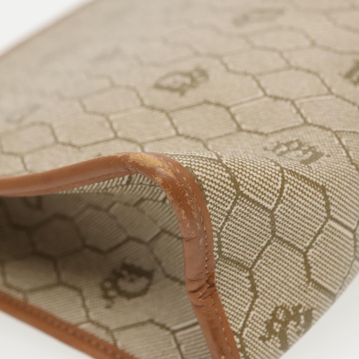Dior Honeycomb Beige Canvas Clutch Bag (Pre-Owned)