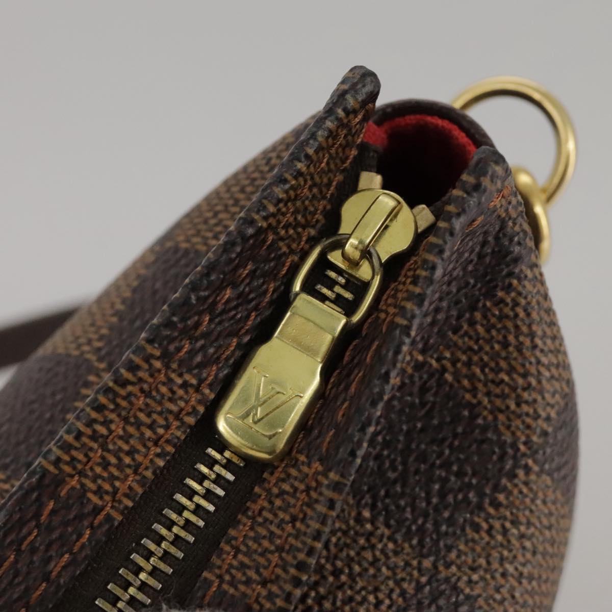 Louis Vuitton Trousse Makeup Brown Canvas Clutch Bag (Pre-Owned)