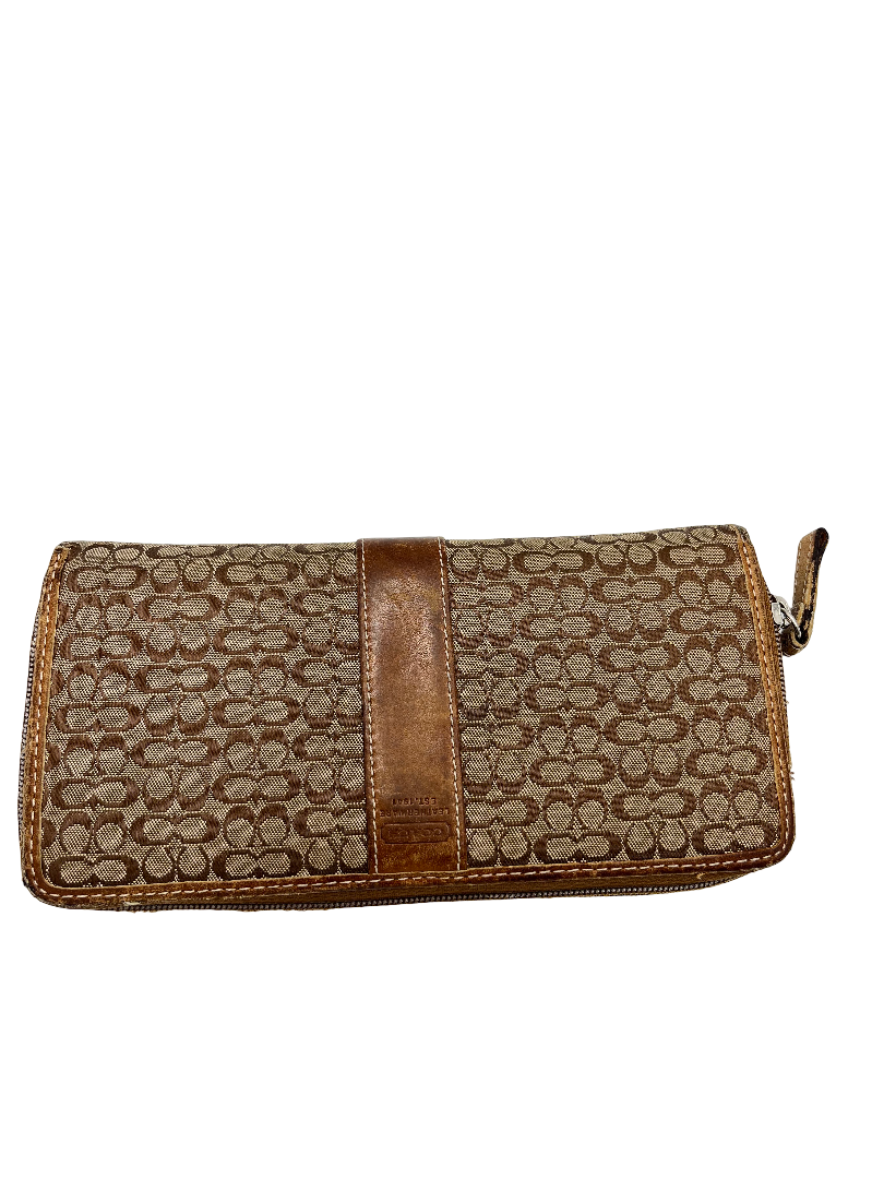 Coach Tabby Beige Beige Canvas Wallets Accessory (Pre-Owned)